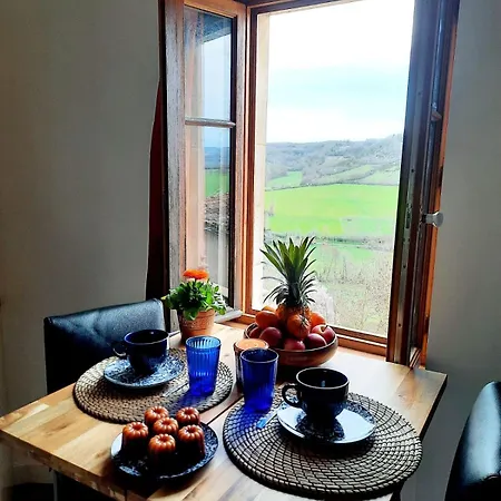 La Maison Du Tailleur De Pierre * كورد سور سيال